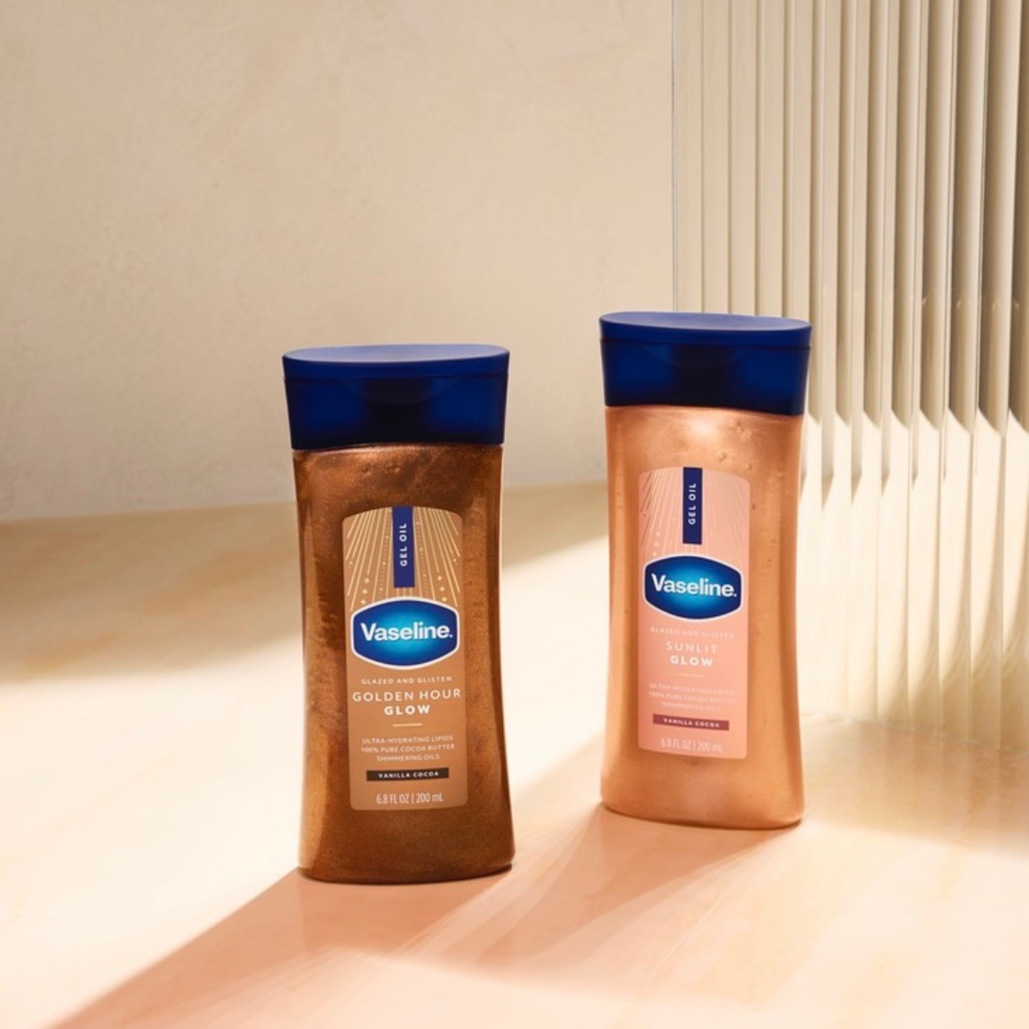 Vaseline Glazed & Glisten Sunlit Glow Vanilla Cocoa Shimmering Body Gel Oil with Ultra-Hydrating Lipids and 100% Pure Cocoa Butter, 6.8 fl Oz